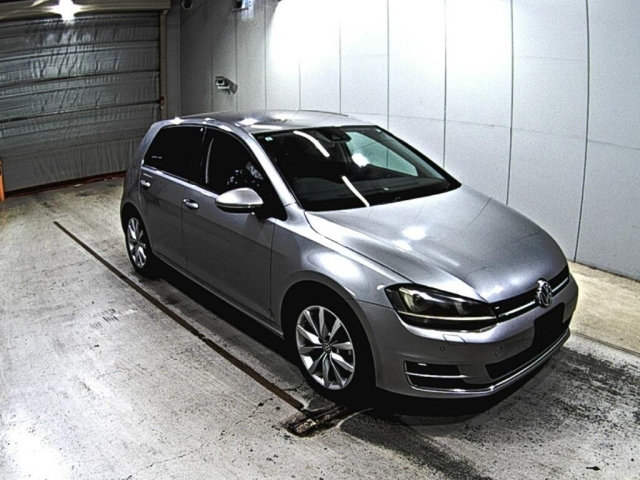 VOLKSWAGEN GOLF 2013