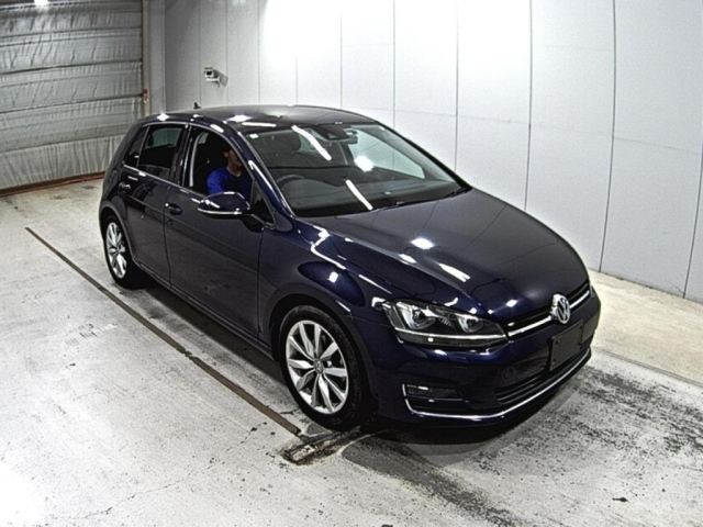 VOLKSWAGEN GOLF 2016