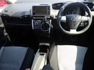 TOYOTA WISH 2012