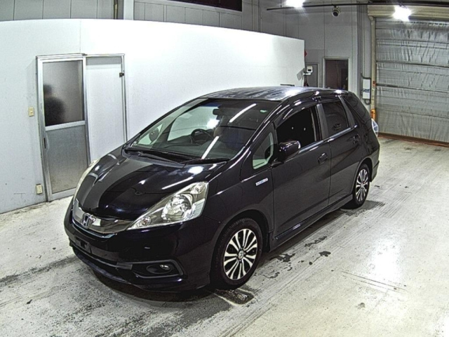 HONDA FIT SHUTTLE 2014