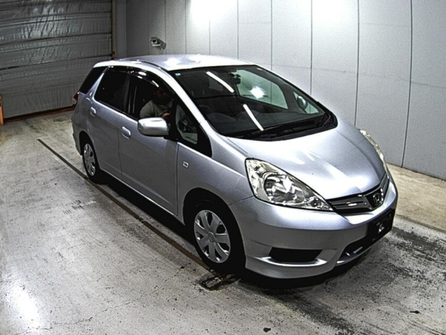 HONDA FIT SHUTTLE 2012