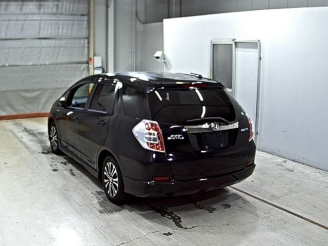 HONDA FIT SHUTTLE 2014