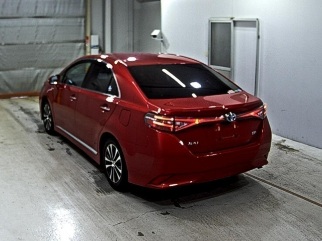 TOYOTA SAI 2015