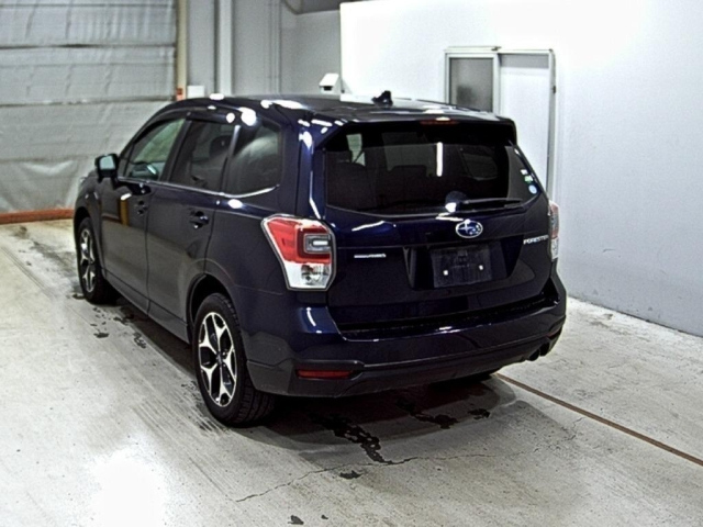 SUBARU FORESTER 2017