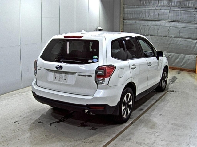 SUBARU FORESTER 2015