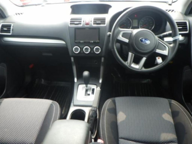 SUBARU FORESTER 2015