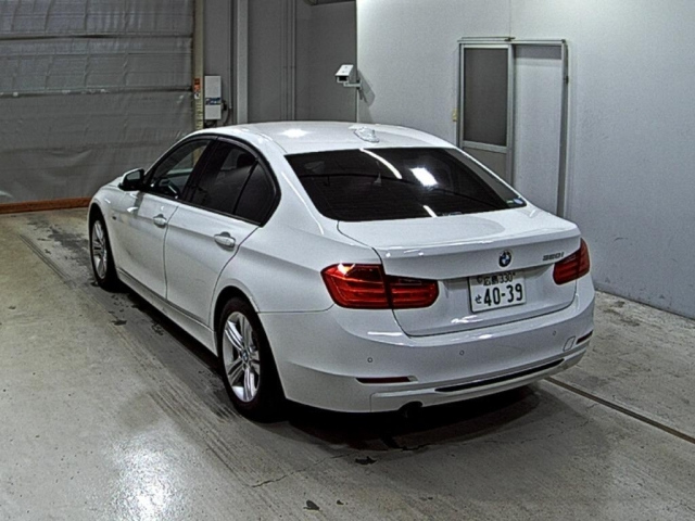 BMW 3 SERIES 2012