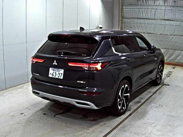 MITSUBISHI OUTLANDER PHEV 2024