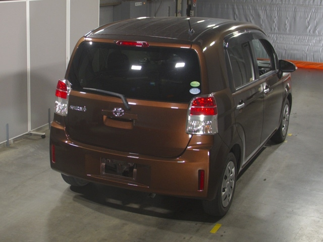 TOYOTA SPADE 2013