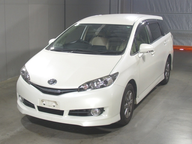 TOYOTA WISH 2012