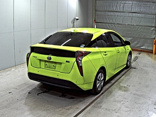 TOYOTA PRIUS 2016