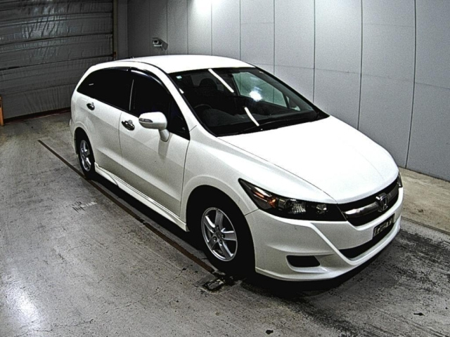 HONDA STREAM 2010