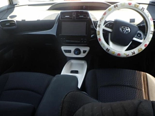 TOYOTA PRIUS 2015