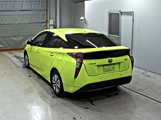 TOYOTA PRIUS 2016