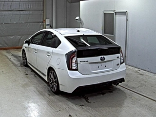 TOYOTA PRIUS 2012