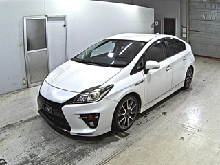 TOYOTA PRIUS 2013