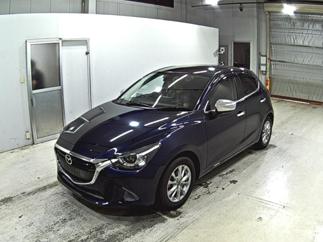 MAZDA DEMIO 2016