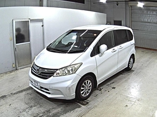 HONDA FREED 2013