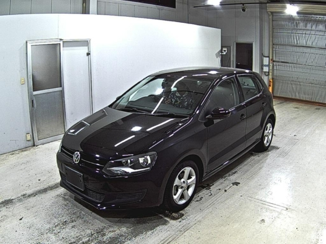 VOLKSWAGEN POLO 2014