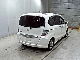 HONDA FREED 2012