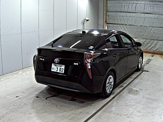 TOYOTA PRIUS 2018