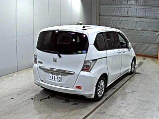 HONDA FREED 2013