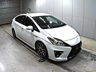 TOYOTA PRIUS 2013