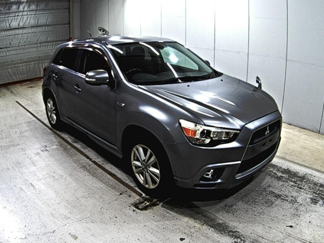 MITSUBISHI RVR 2010