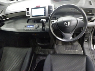 HONDA FREED 2015