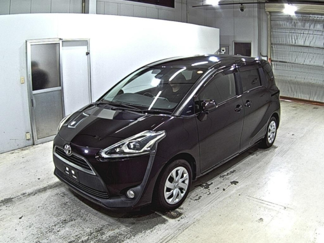 TOYOTA SIENTA 2018