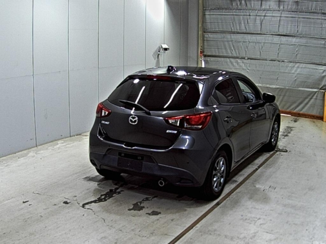 MAZDA DEMIO 2016
