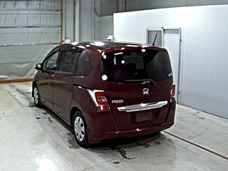 HONDA FREED 2015
