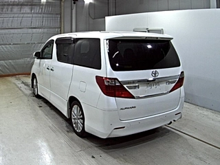 TOYOTA ALPHARD 2013