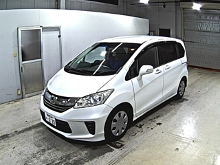 HONDA FREED 2016