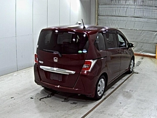HONDA FREED 2015