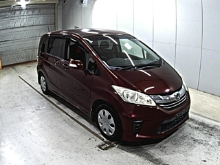 HONDA FREED 2015
