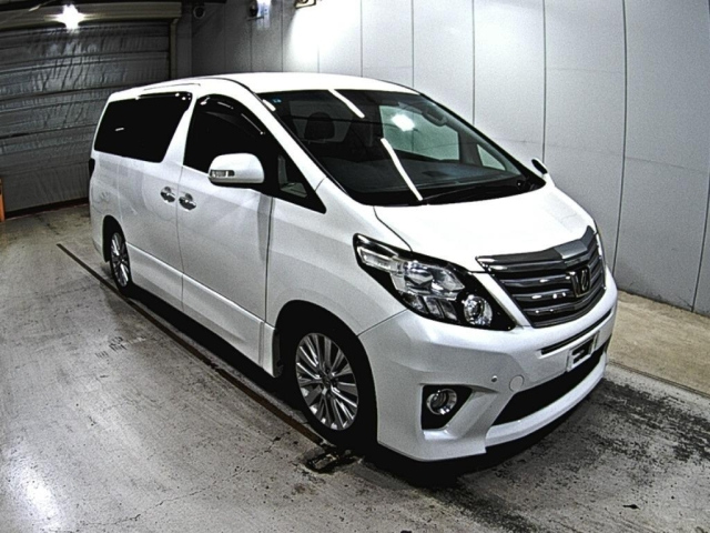 TOYOTA ALPHARD 2013