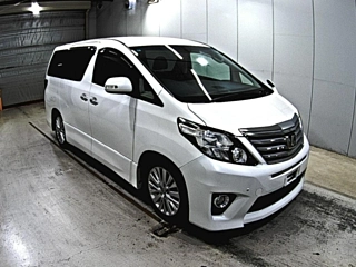 TOYOTA ALPHARD 2013