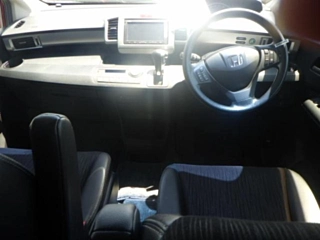 HONDA FREED 2015