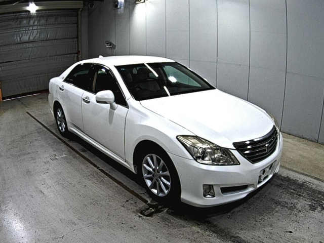TOYOTA CROWN 2009