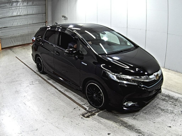 HONDA SHUTTLE 2016