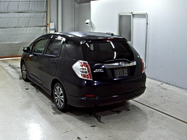 HONDA FIT SHUTTLE 2014
