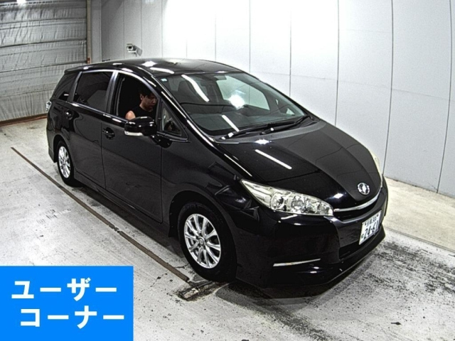 TOYOTA WISH 2015