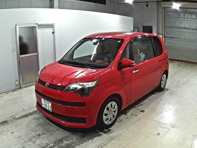 TOYOTA SPADE 2013