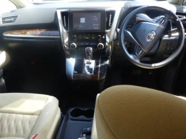 TOYOTA VELLFIRE 2020