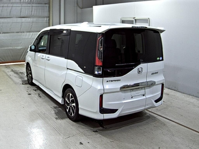 HONDA STEP WAGON 2018