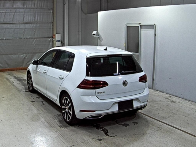 VOLKSWAGEN GOLF 2018
