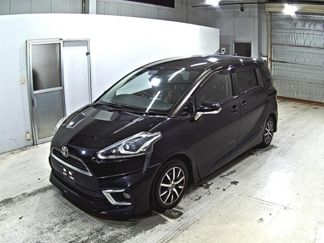 TOYOTA SIENTA 2017
