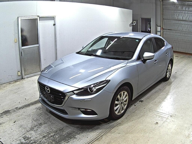 MAZDA AXELA 2018
