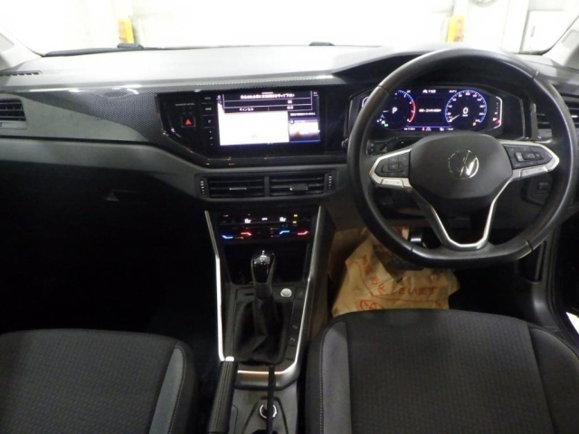 VOLKSWAGEN POLO 2023